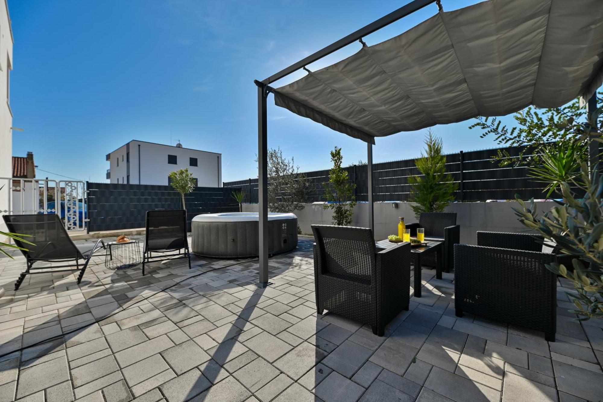 Luxury With Garden Jacuzzi And Wellness * Trogir
