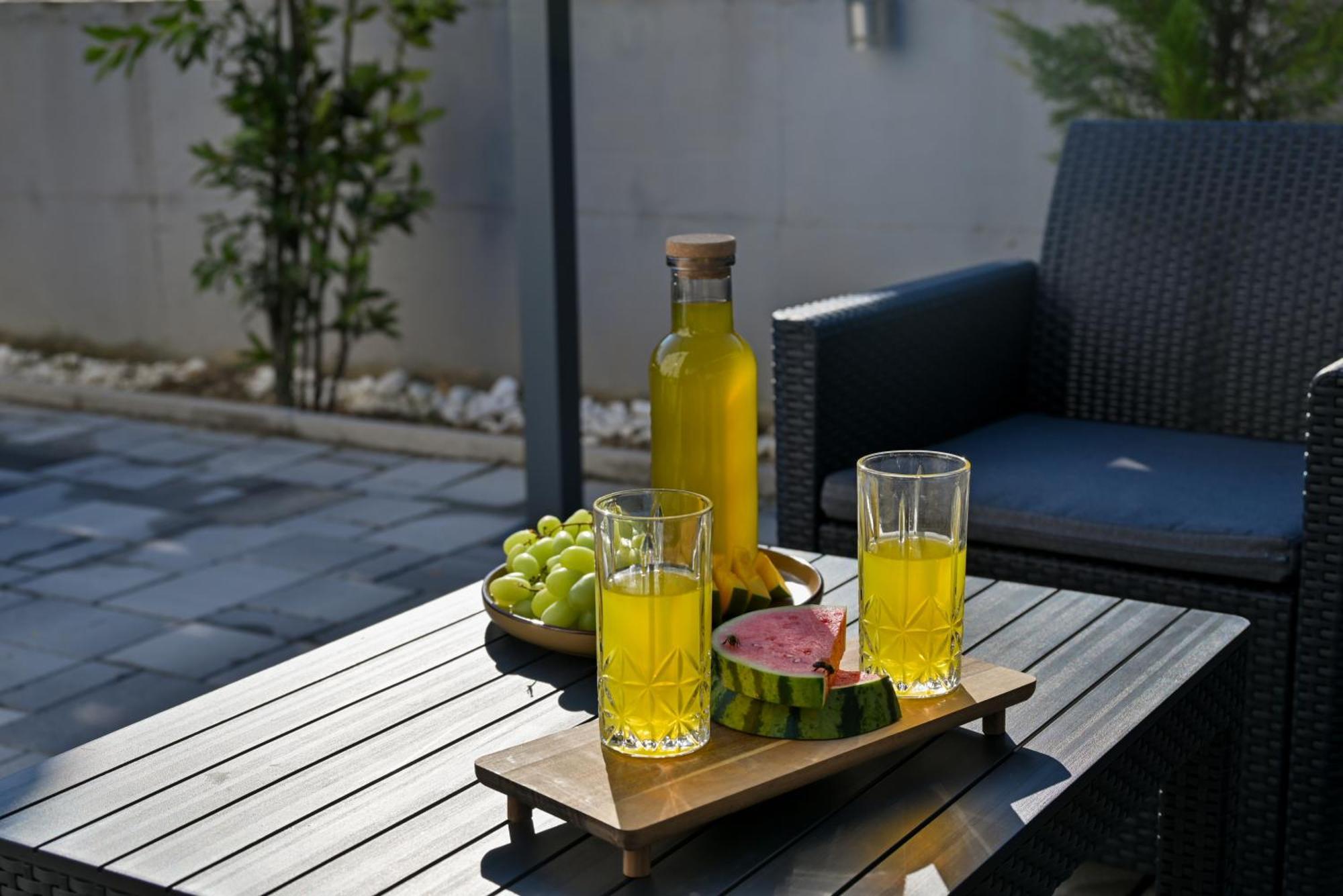Luxury With Garden Jacuzzi And Wellness Apartma *