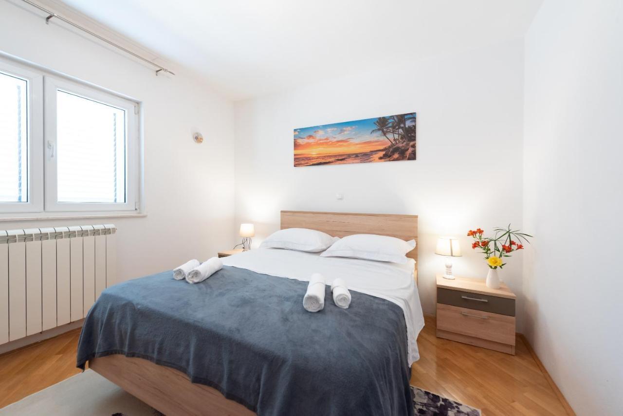 Apartma Luxury With Garden Jacuzzi And Wellness